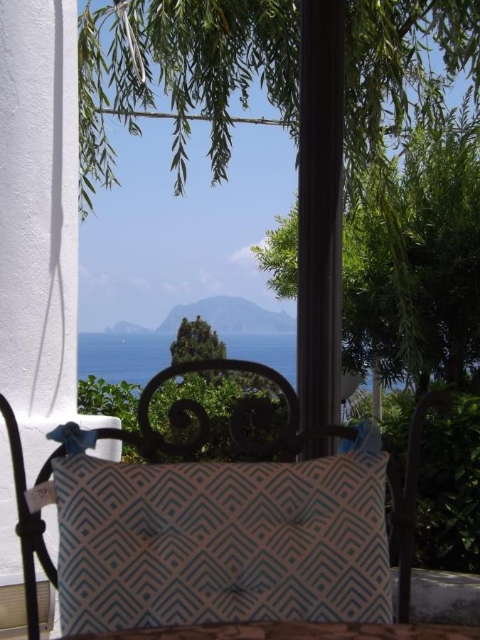 Case Vacanze Villa Lory Malfa  Luaran gambar
