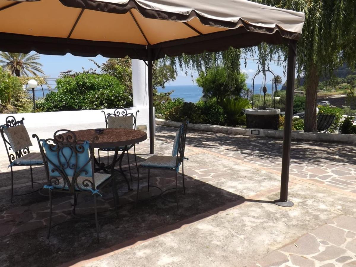 Case Vacanze Villa Lory Malfa  Luaran gambar